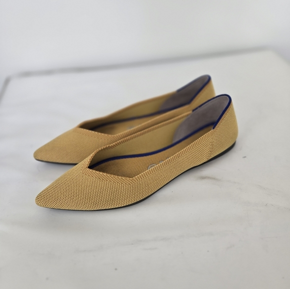 Rothy's The Point Slip on Flats Ballerin Shoes in Yellow Washable Fabric size 9 - Picture 2 of 16